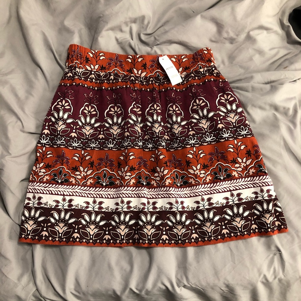 🧡*NWT* Loft Skirt!🧡